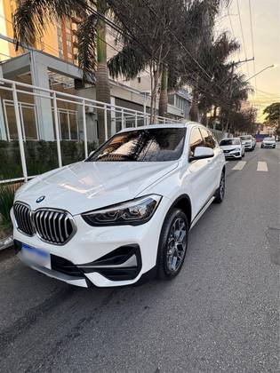 BMW X1 2.0 16V TURBO ACTIVEFLEX SDRIVE20I 4P AUTOMÁTICO BMW X1 2.0 16V TURBO ACTIVEFLEX SDRIVE20I 4P AUTOMÁTICO